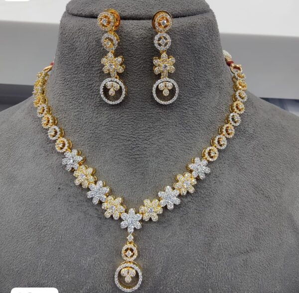 Necklace Set with Earring